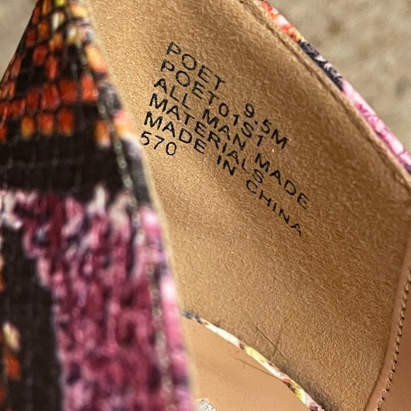 Steven Madden Poet Multicolor Snake Embossed Pointed Toe Stiletto Heel Pumps 9.5 - Picture 4 of 9